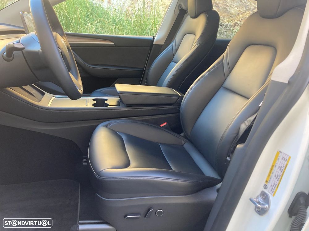 Tesla Model Y RWD - 29