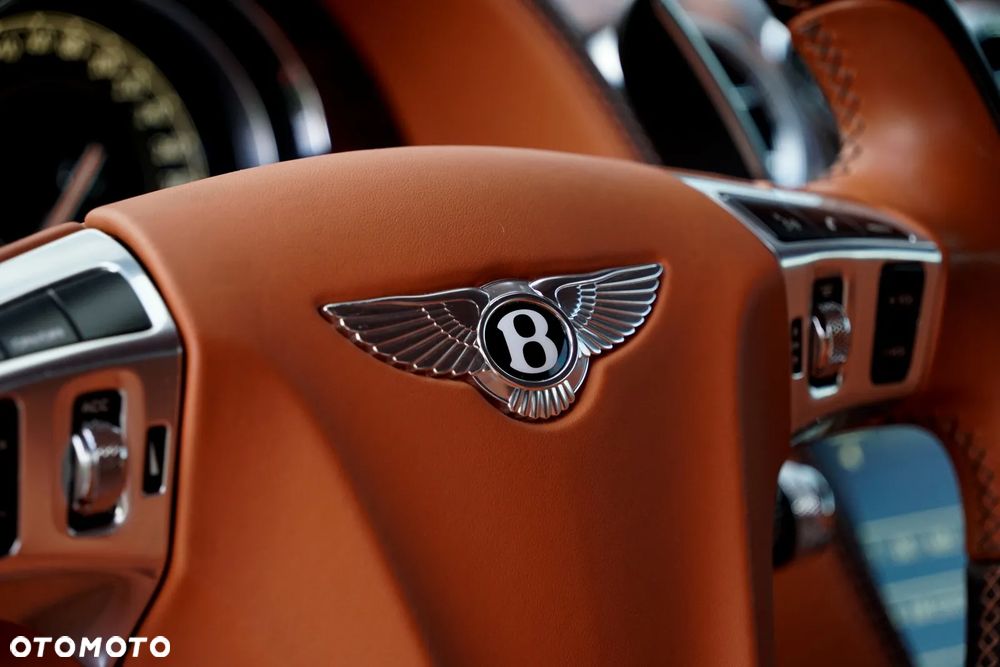 Bentley Continental GT Standard - 30