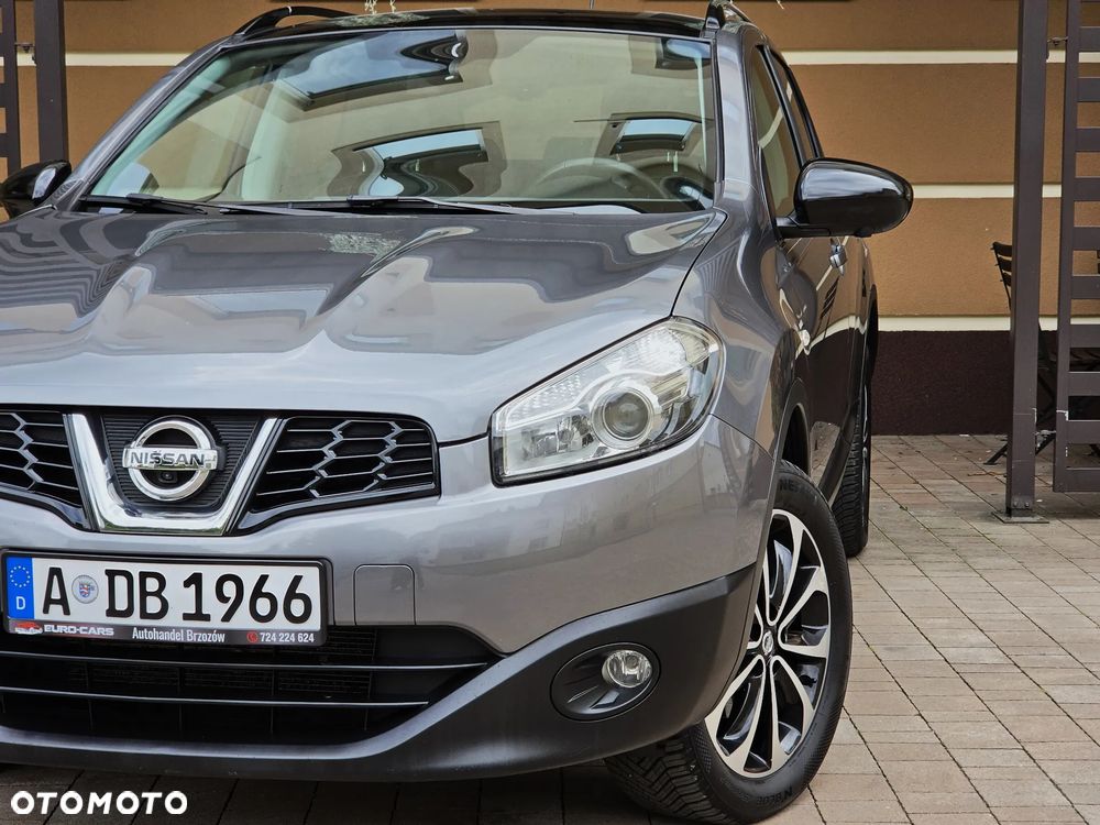 Nissan Qashqai 2.0 4x4 Tekna Premium - 8