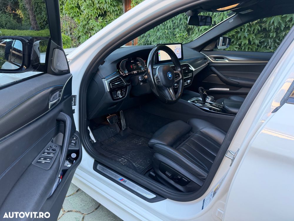 BMW Seria 5 545e xDrive Aut. M Sport Edition - 11