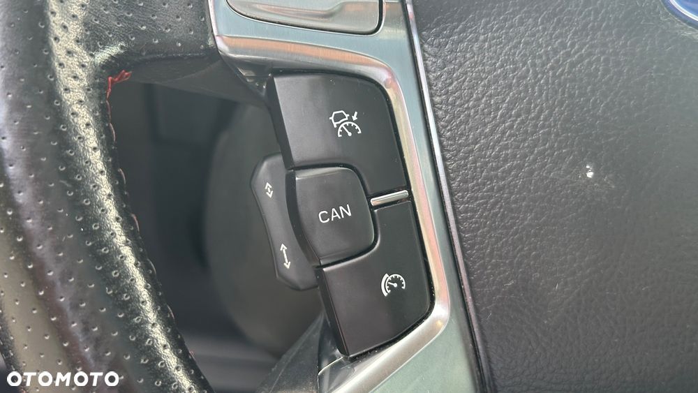 Ford S-Max 2.0 TDCi DPF Titanium - 18