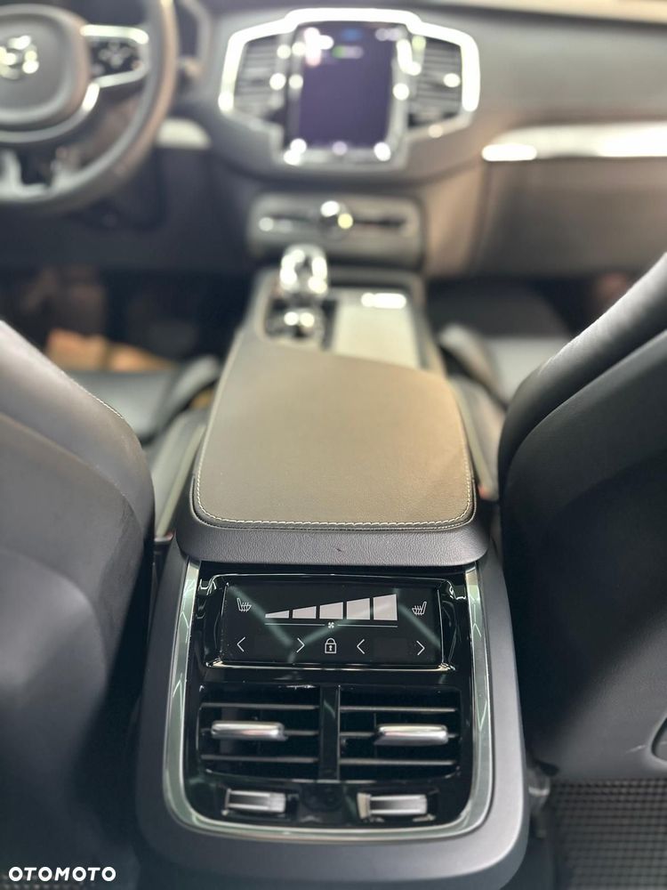 Volvo XC 90 B5 D AWD Geartronic Inscription - 24
