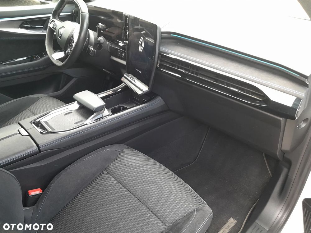 Renault Austral 1.3 TCe mHEV Techno esprit Alpine - 19