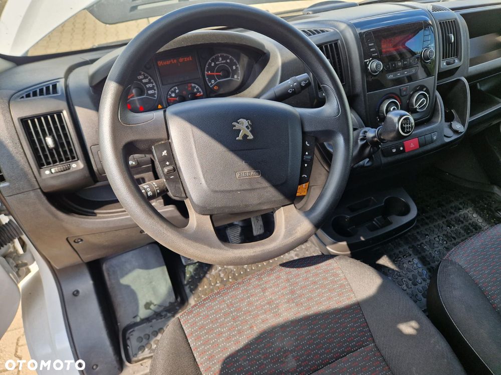 Peugeot BOXER - 12