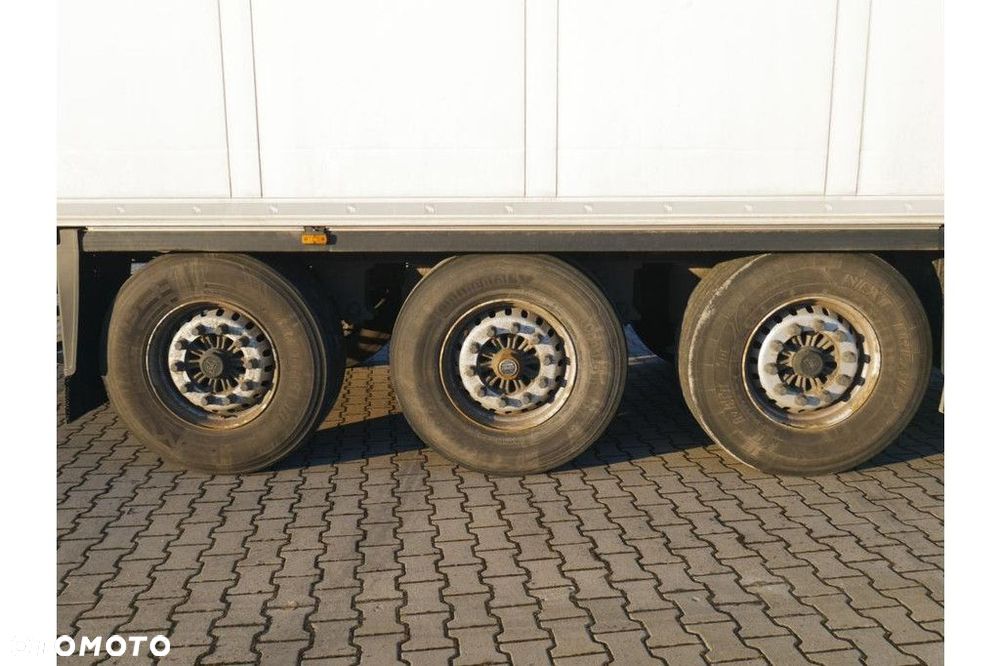 Schmitz Cargobull Trailer Reefer Flower Width & Double Stock Straight - 4