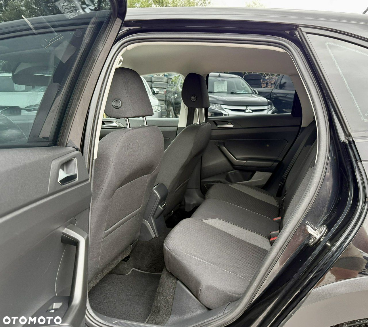 Volkswagen Taigo - 10