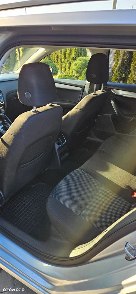 Skoda Octavia 1.6 TDI Drive DSG - 8