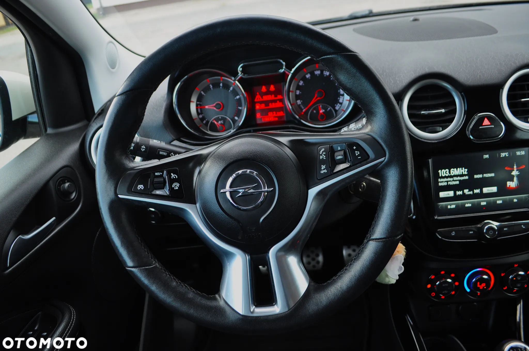 Opel Adam 1.0 T SIDI Rocks Unlimited S&S - 13