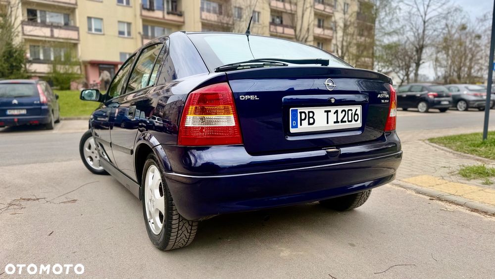 Opel Astra - 8