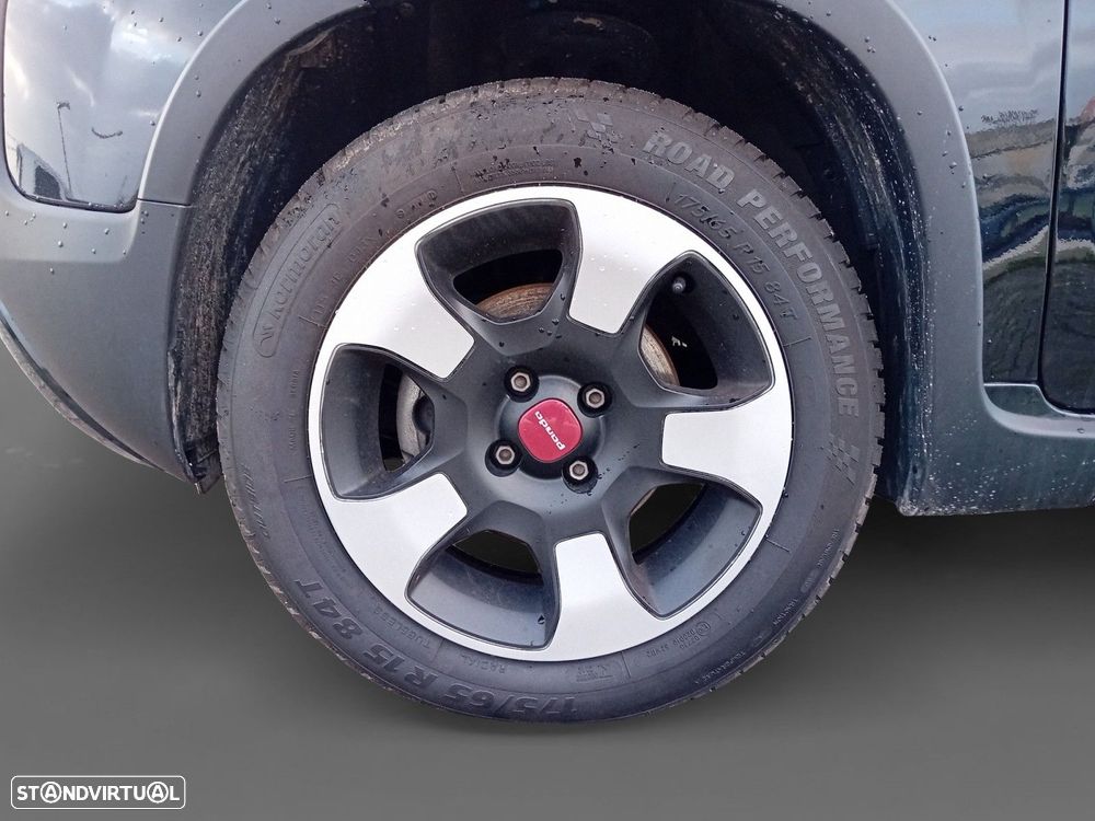 Fiat Panda 1.0 Hybrid (RED) — fotografia 14
