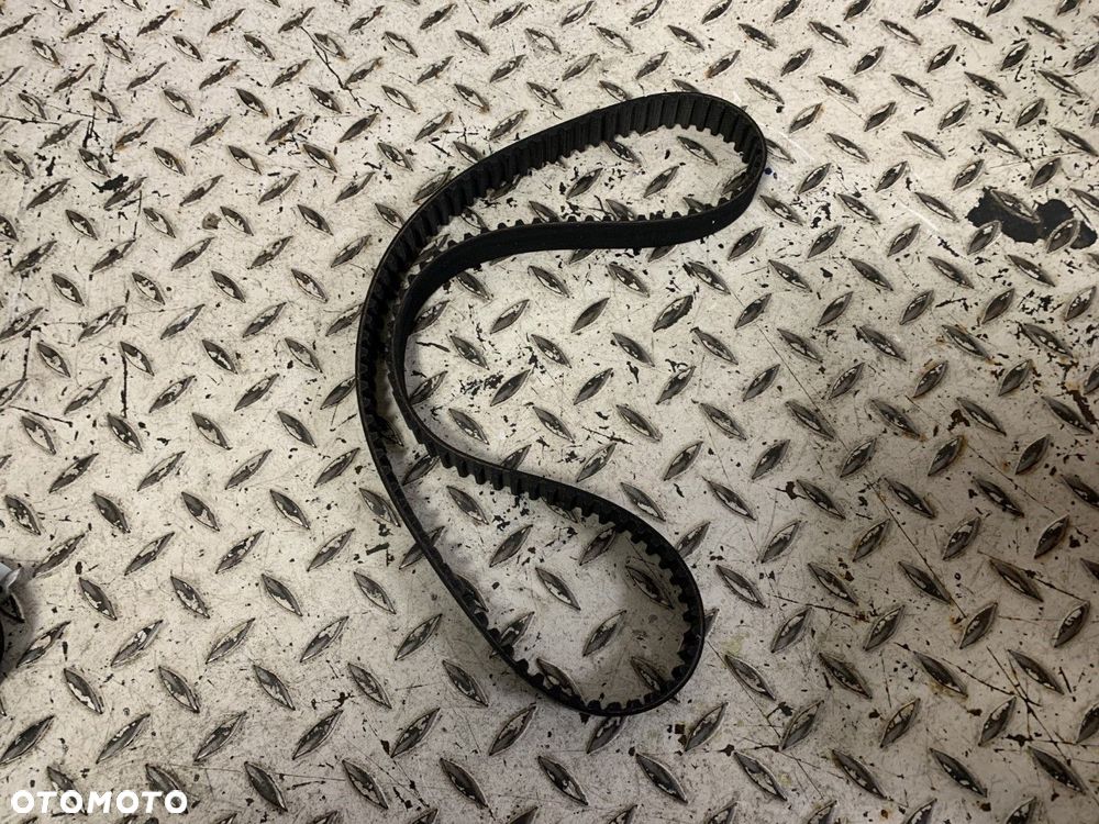 NOWY ORYGINALNY ZESTAW PASEK ROZRZĄDU POMPA WODY NAPINACZ  CITROEN FIAT FORD PEUGEOT TOYOTA 2.0 HDI - 8