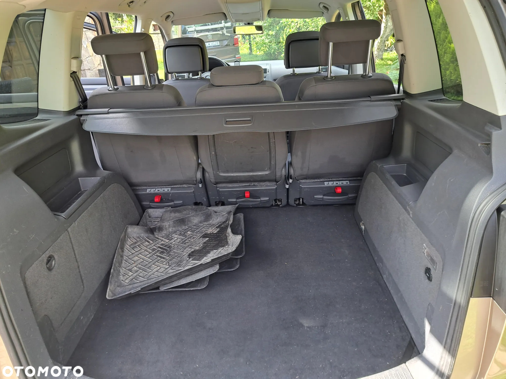 Volkswagen Touran 1.6 TDI DPF Comfortline DSG - 7