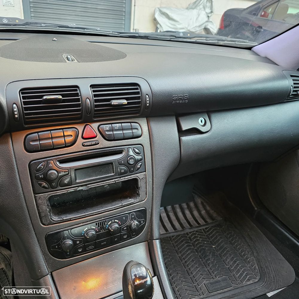 Mercedes-Benz C 220 CDi Avantgarde - 11