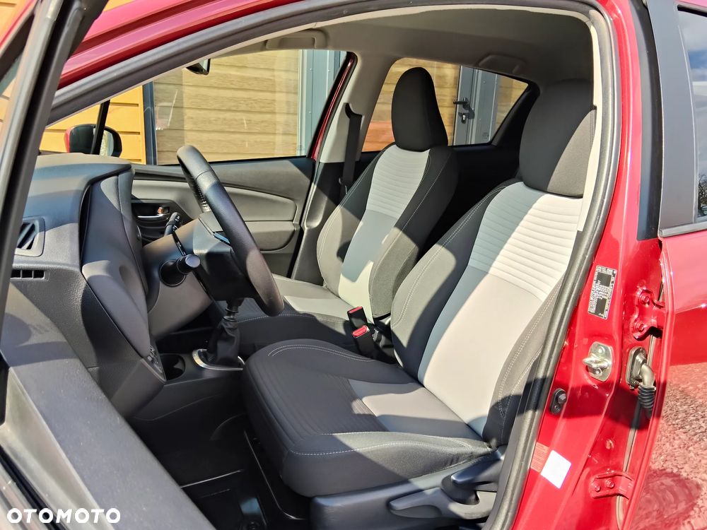 Toyota Yaris 1.5 Premium - 11
