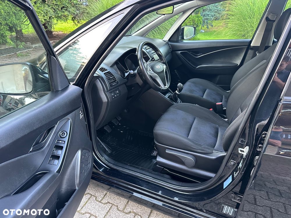 Hyundai ix20 1.4 CRDi BlueDrive Comfort - 21