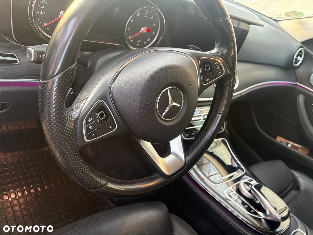 Mercedes-Benz Klasa E 400 4-Matic Avantgarde - 15