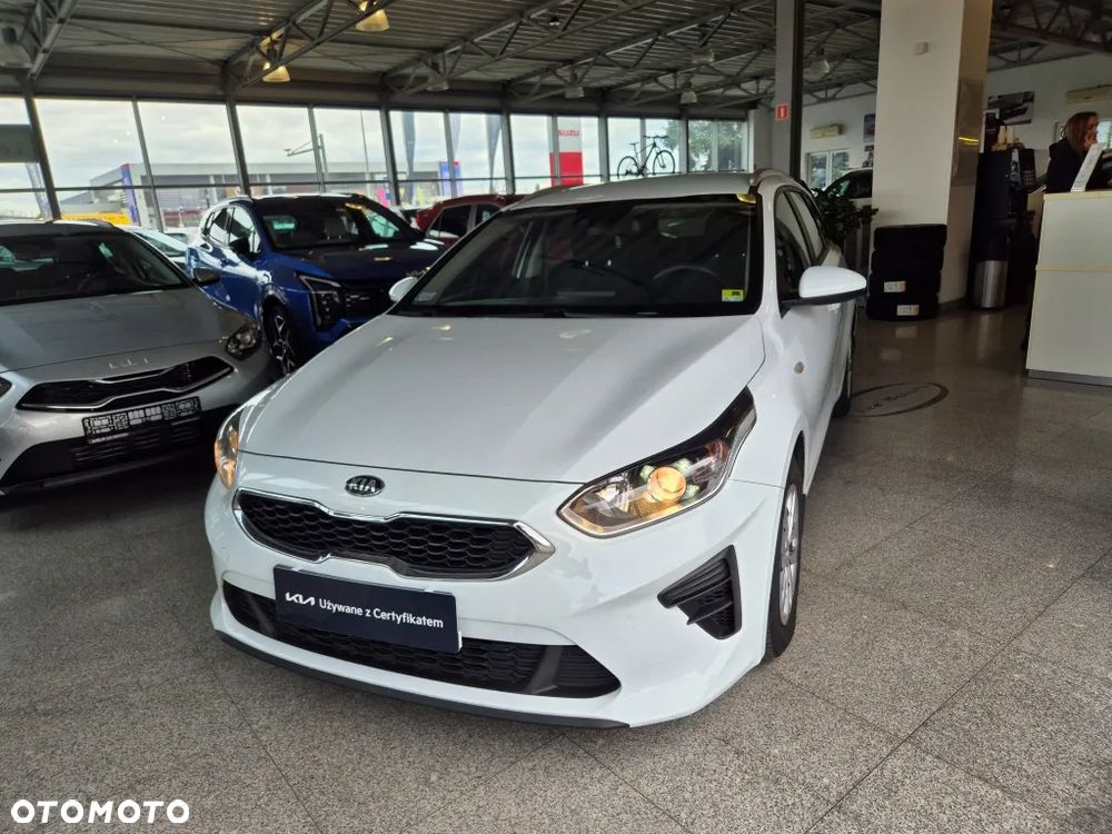 Kia Ceed 1.6 CRDi SCR M - 3