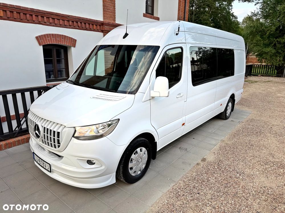 Mercedes-Benz Sprinter 907.235 - 33