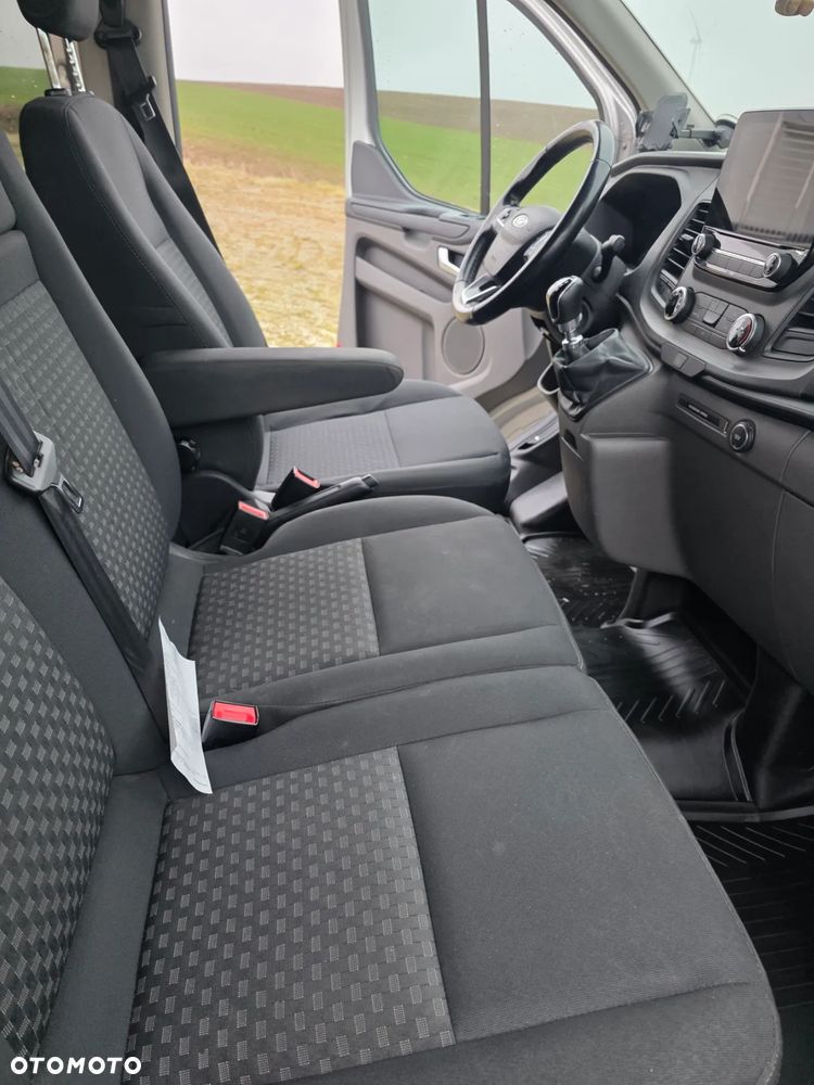 Ford Transit Custom 280 L1H1 Ambiente (bryg.) - 4