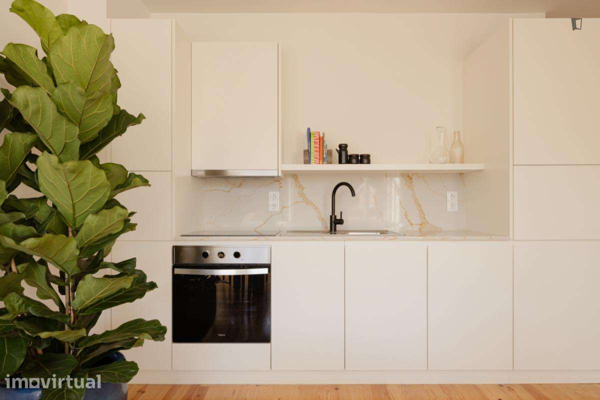 Apartamento com 1 quartos - localizado em Sé Porto - Grande imagem: 2/37