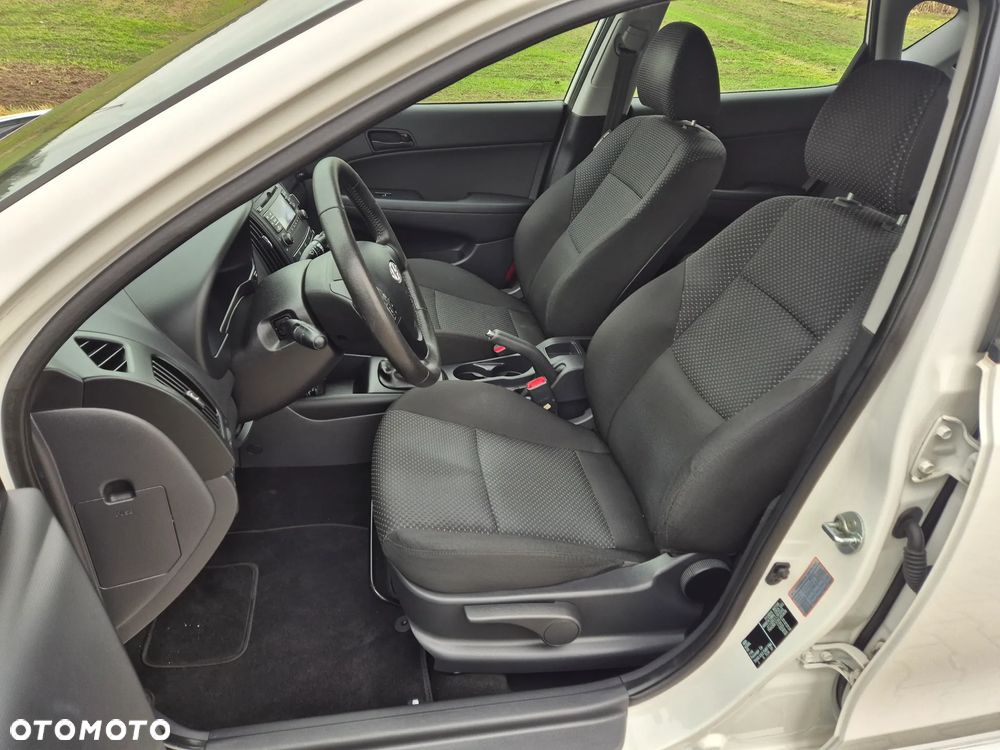 Hyundai i30 1.4 Blue Comfort - 9