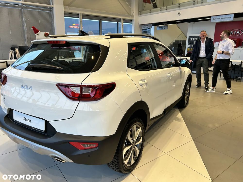 Kia Stonic 1.0 T-GDI M DCT - 3