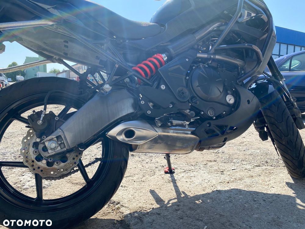 Kawasaki Versys 650 - 12