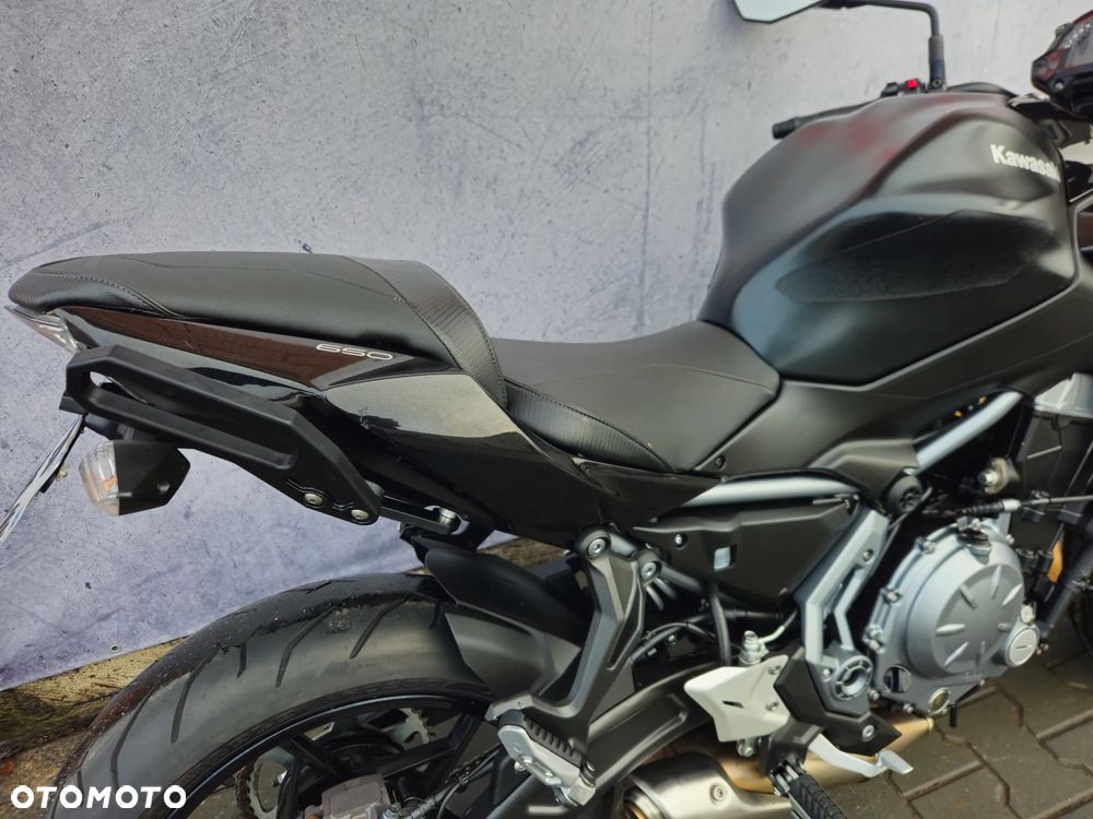 Kawasaki Z 650 - 21