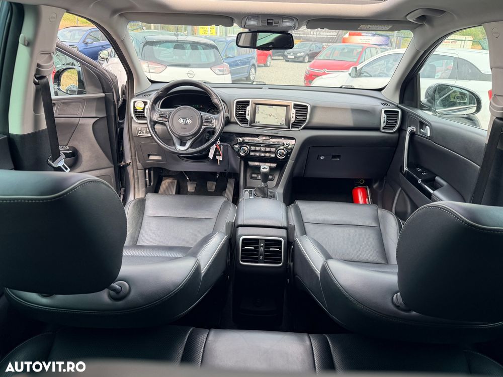 Kia Sportage 1.7 CRDI 2WD Dream-Team Edition - 9
