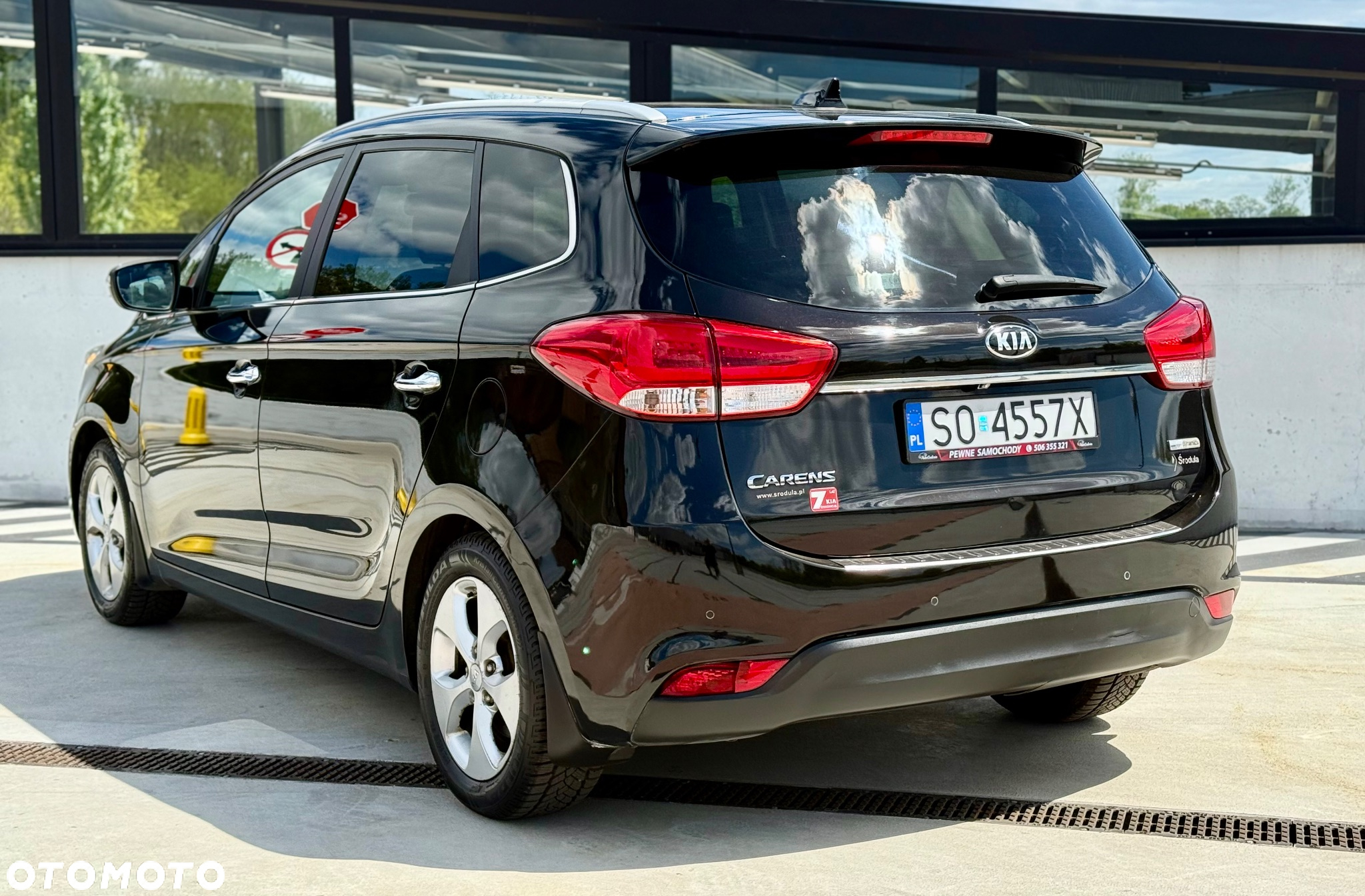 Kia Carens 1.6 GDI Business Line 7os EU6 - 8