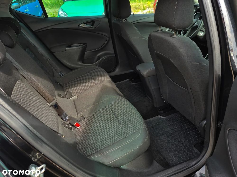 Opel Astra 1.4 Turbo Innovation - 20