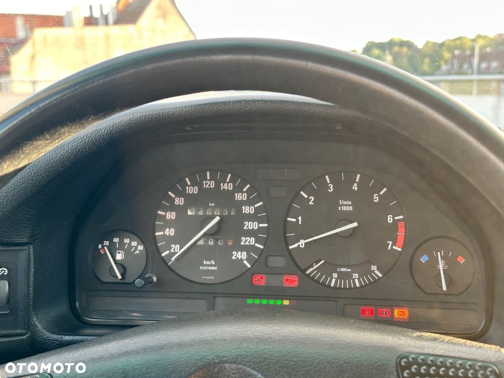BMW Seria 5 520i - 18