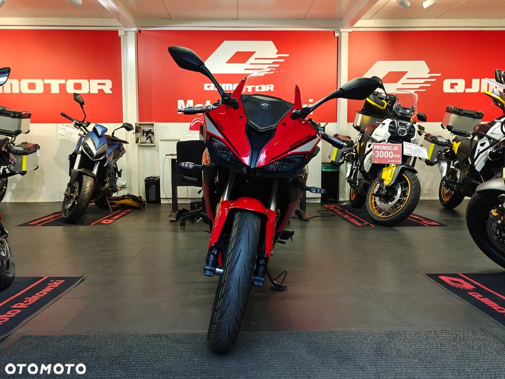 QJMOTOR SRK 125R - 4