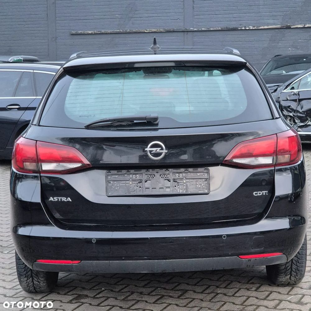 Opel Astra 1.6 CDTI Essentia - 6
