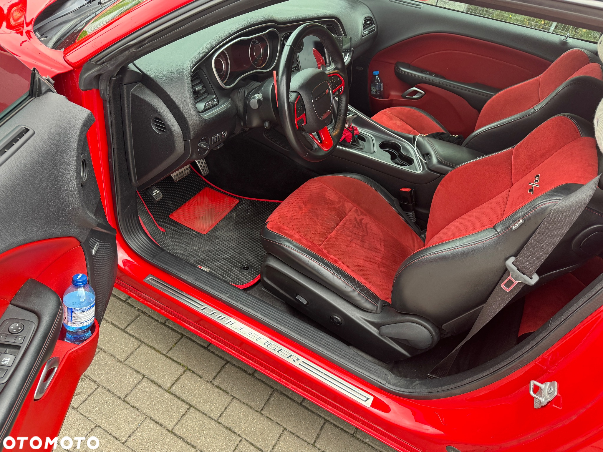 Dodge Challenger 6.4 Scat Pack - 8
