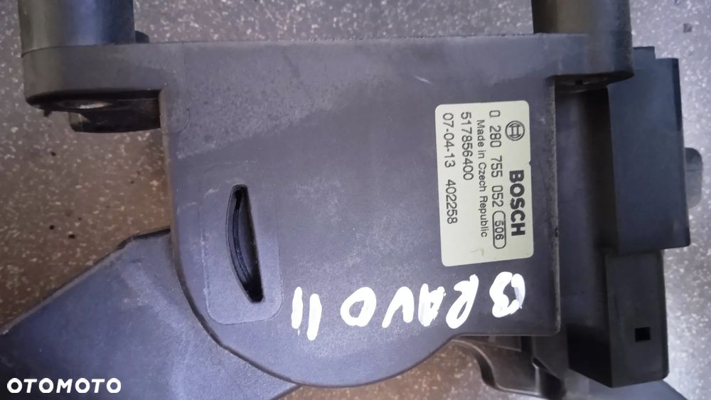 Pedały gaz hamulec sprzęgło Fiat Bravo II 517856400 51778201 - 5