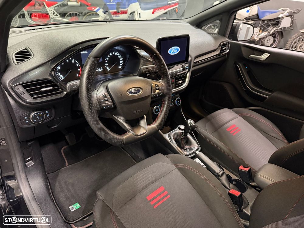 Ford Fiesta 1.0 EcoBoost ST-Line - 29