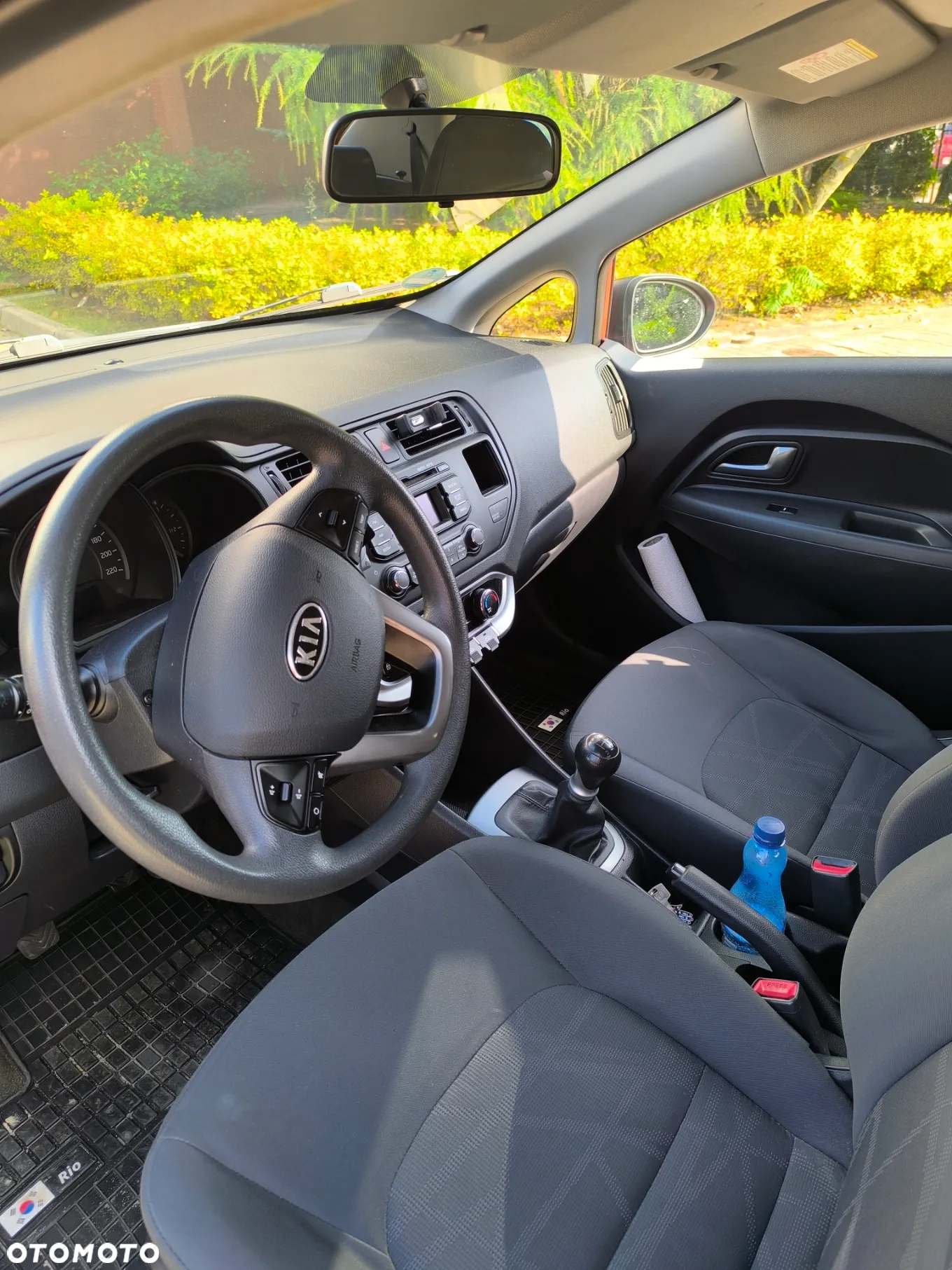 Kia Rio - 7
