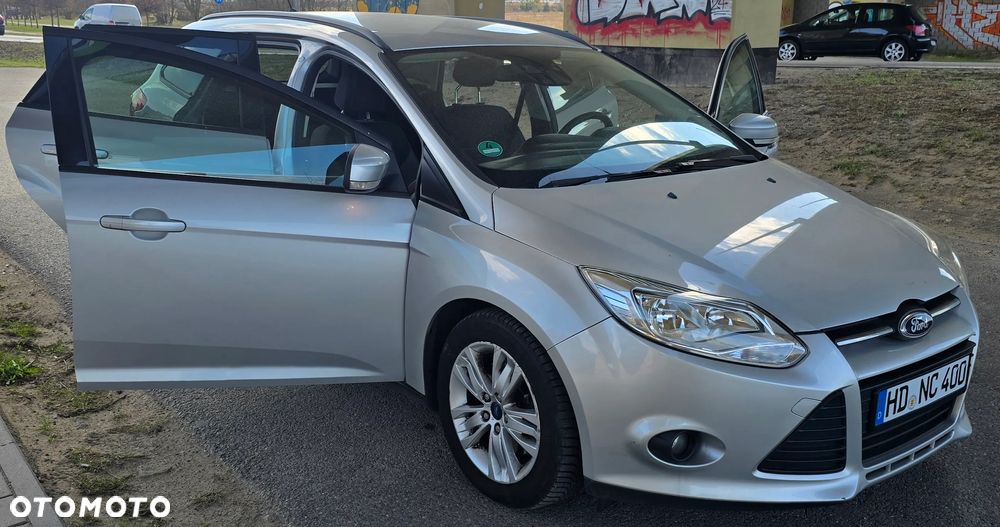 Ford Focus 1.6 TDCi DPF Trend - 10