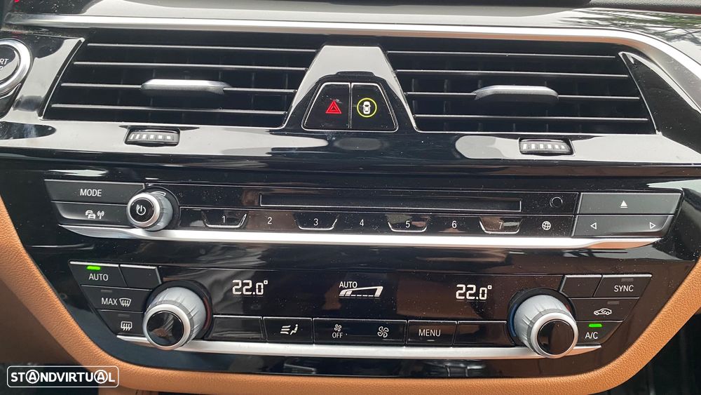 BMW 530 e iPerformance Line Luxury - 46