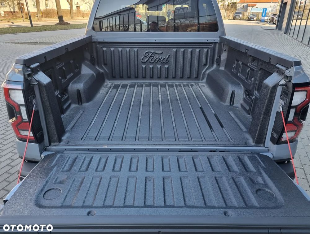 Ford Ranger Raptor - 12