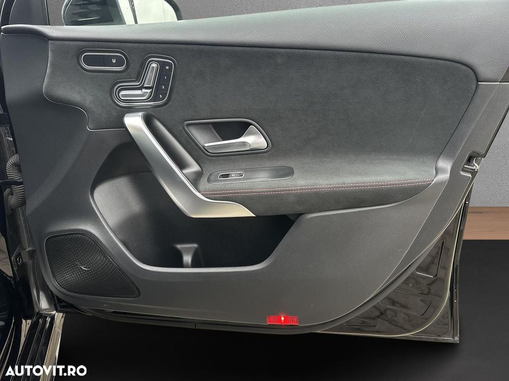 Mercedes-Benz A 220 4MATIC Aut. - 10