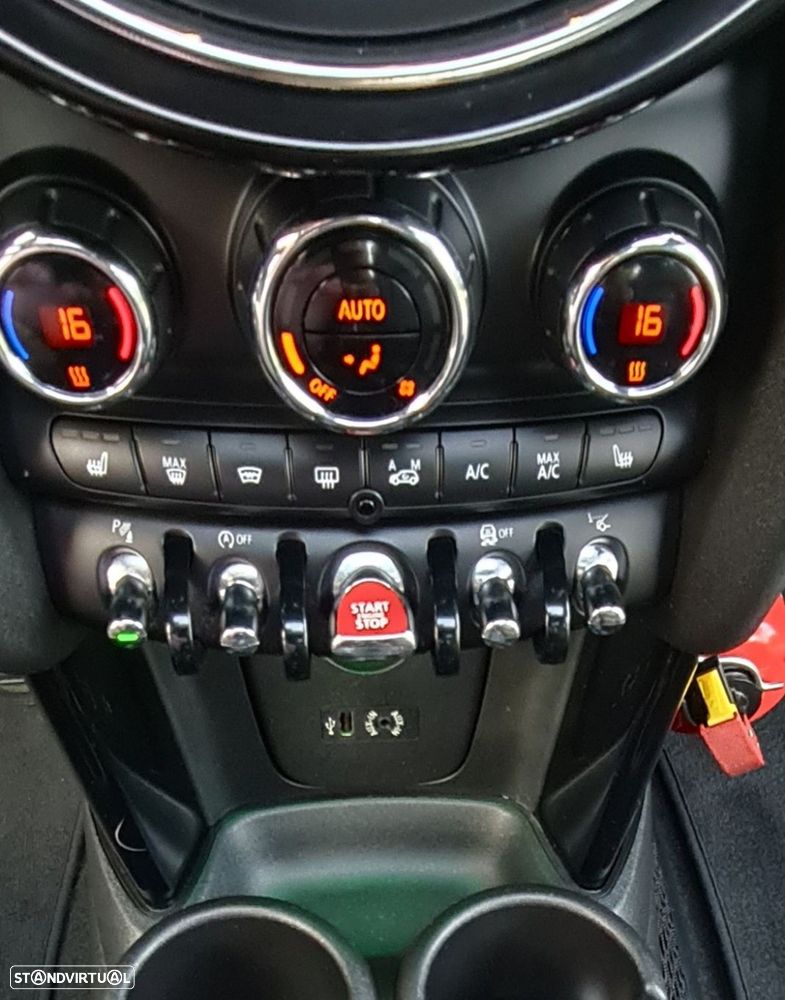 MINI 3 Portas Cooper D - 29