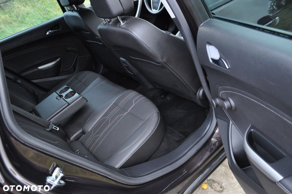 Opel Astra 1.7 CDTI DPF 150 Jahre - 12