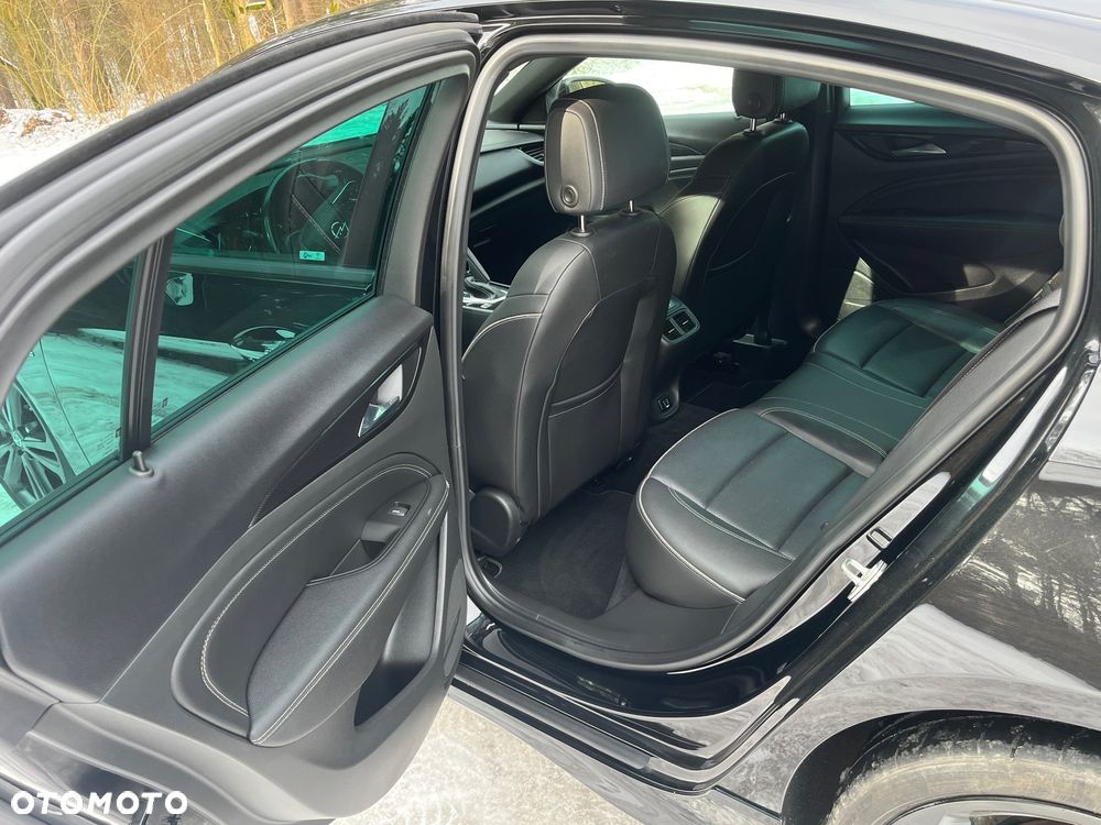 Opel Insignia 2.0 Direct Inj Trb 4x4 Business Innovation - 9