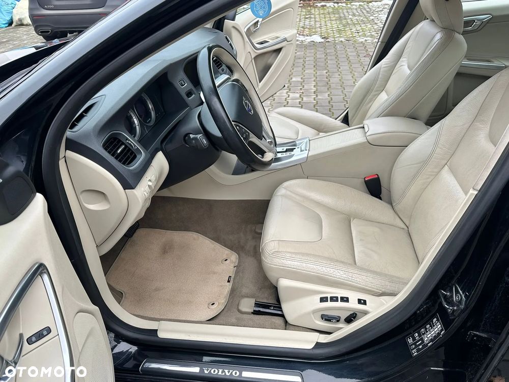 Volvo S60 2.0T Powershift Summum - 7