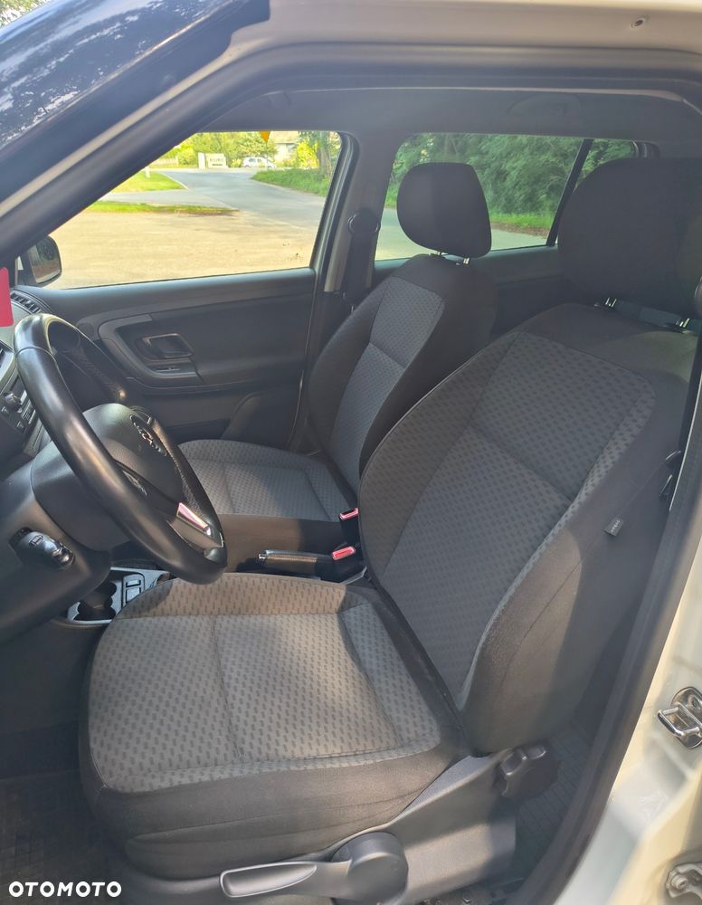 Skoda Fabia 1.6 TDI DPF Style - 11