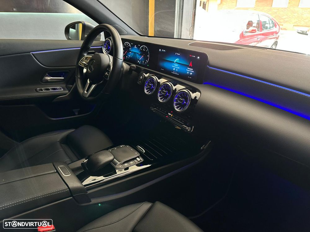 Mercedes-Benz A 180 d 8G-DCT Special Edition - 30