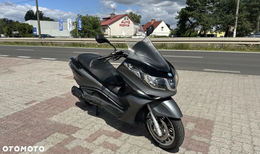 Piaggio X10 - 7