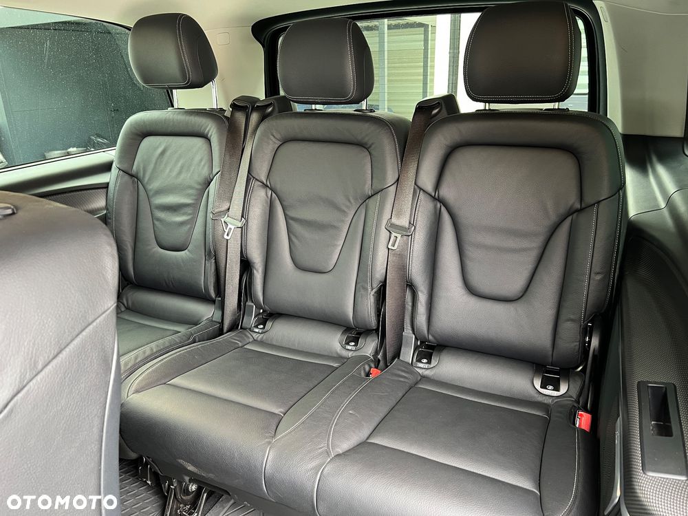 Mercedes-Benz Klasa V 300 d lang 9G-TRONIC Avantgarde Edition 2020 - 28